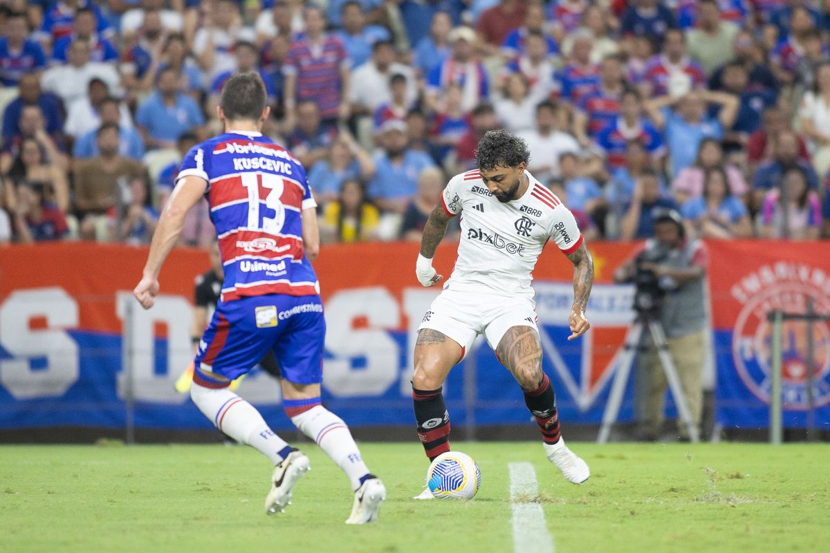 Gabigol retornou ao time do Flamento, mas teve atuação apagada