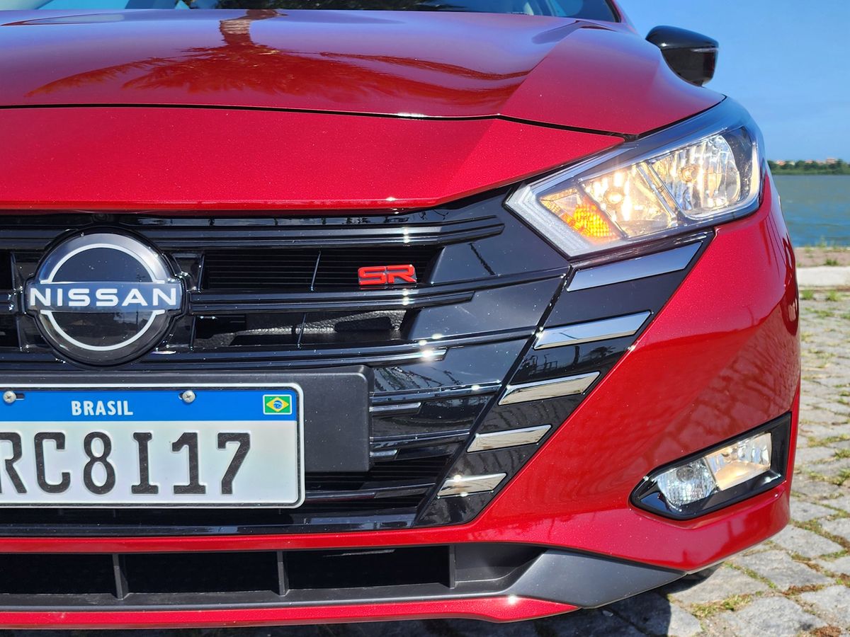 Nissan Versa SR