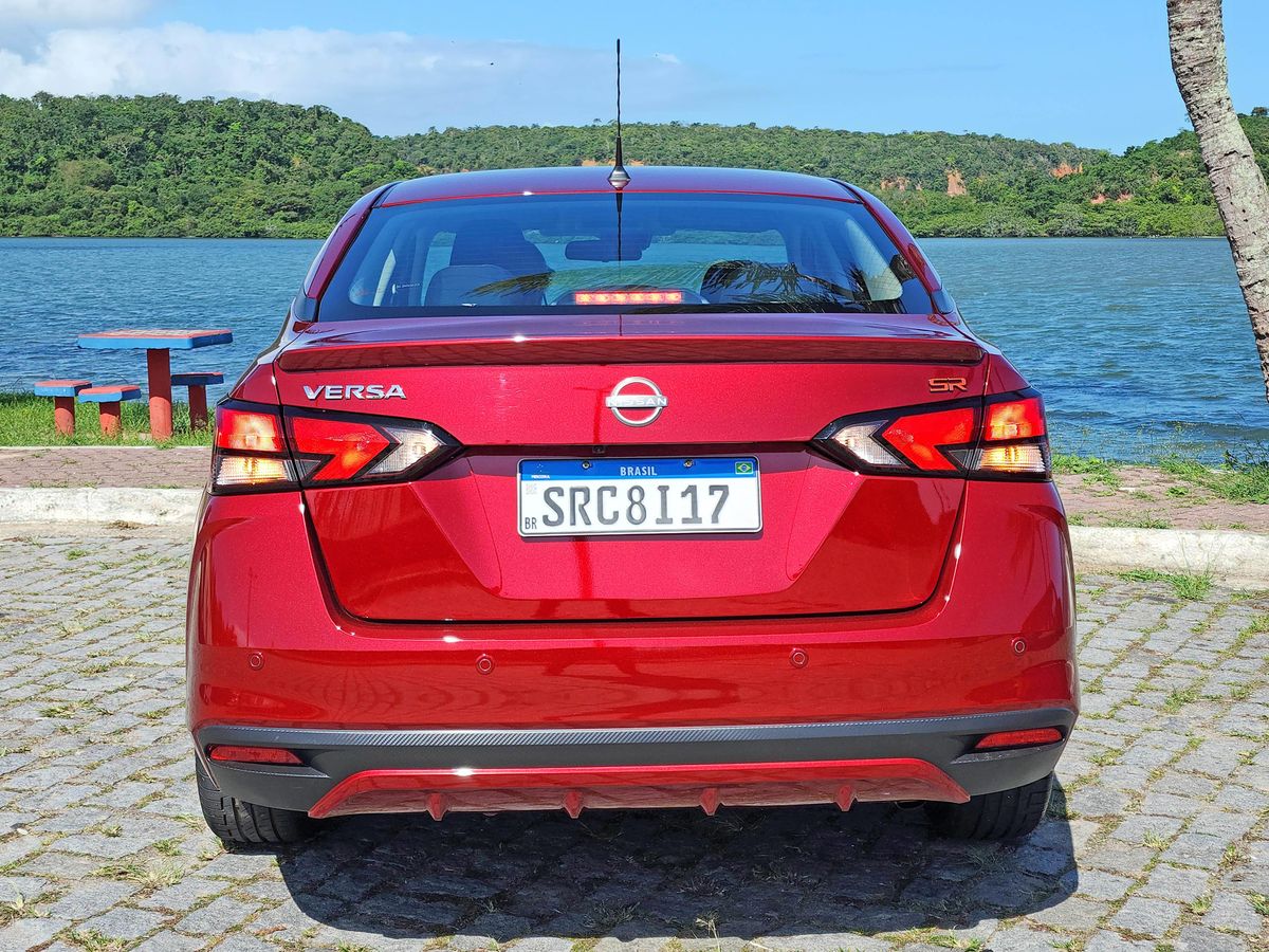 Nissan Versa SR