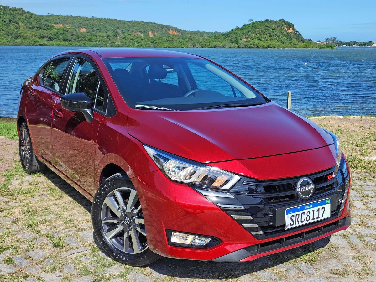 Nissan Versa SR
