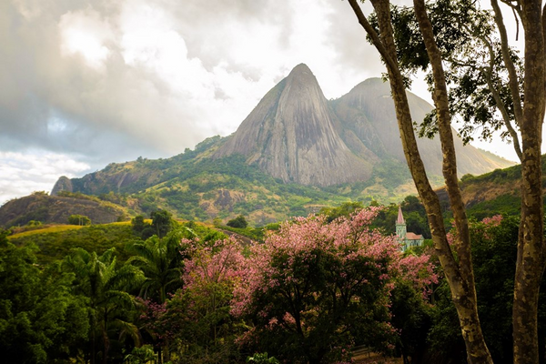 Pedra da Onça (Itarana)