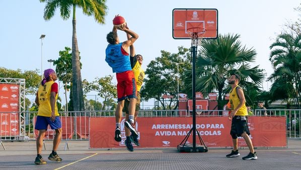 O evento acontece neste sábado (30), na Praça de Coqueiral de Itaparica, em Vila Velha, com apresentações de artistas capixabas e um torneio interescolar de basquete 3x3