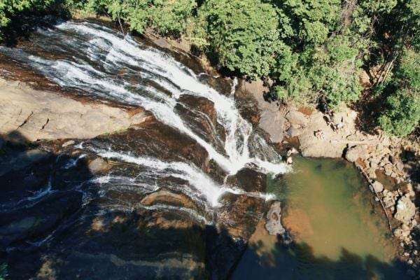 Cachoeira de Buenos Aires atrai muitos visitantes todos os finais de semana