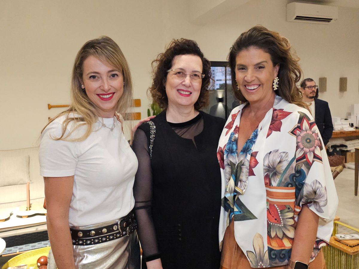 Carol Cavalcante, Sandra Matias e Lara Brotas