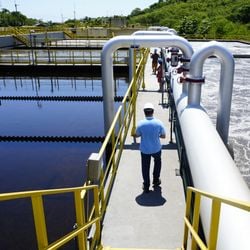 A contratação da Sanit Engenharia foi questionada pela Tubonews, empresa que prestava serviço para a companhia de saneamento