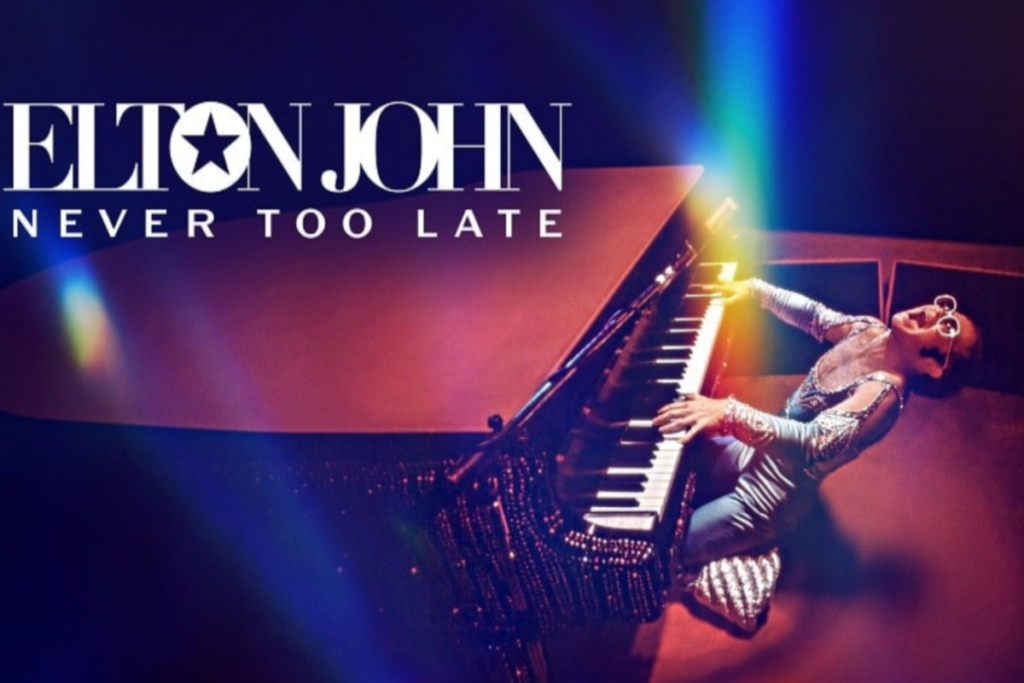 “Elton John: Never Too Late” desvenda a vida e os bastidores do legado de um dos maiores artistas do mundo (Imagem: Reprodução digital | IMDb)