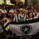 Imagem - Torcida do Botafogo no ES explode de alegria com título da Libertadores