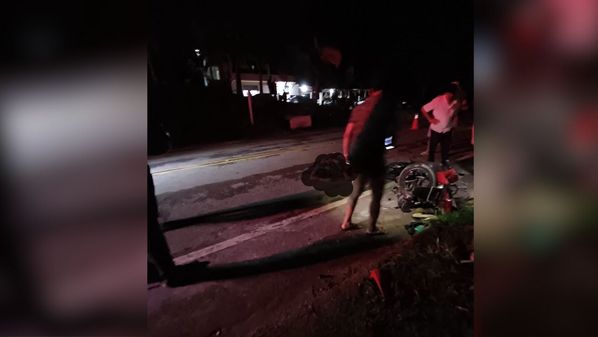 Acidente aconteceu na noite de sábado, numa rodovia estadual, em frente a um bar. Pedaços do farol do carro foram encontrados próximos ao corpo da vítima