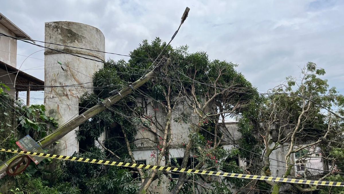 Deslizamento no bairro Joana Darc, em Vitória por Vinicius Colini