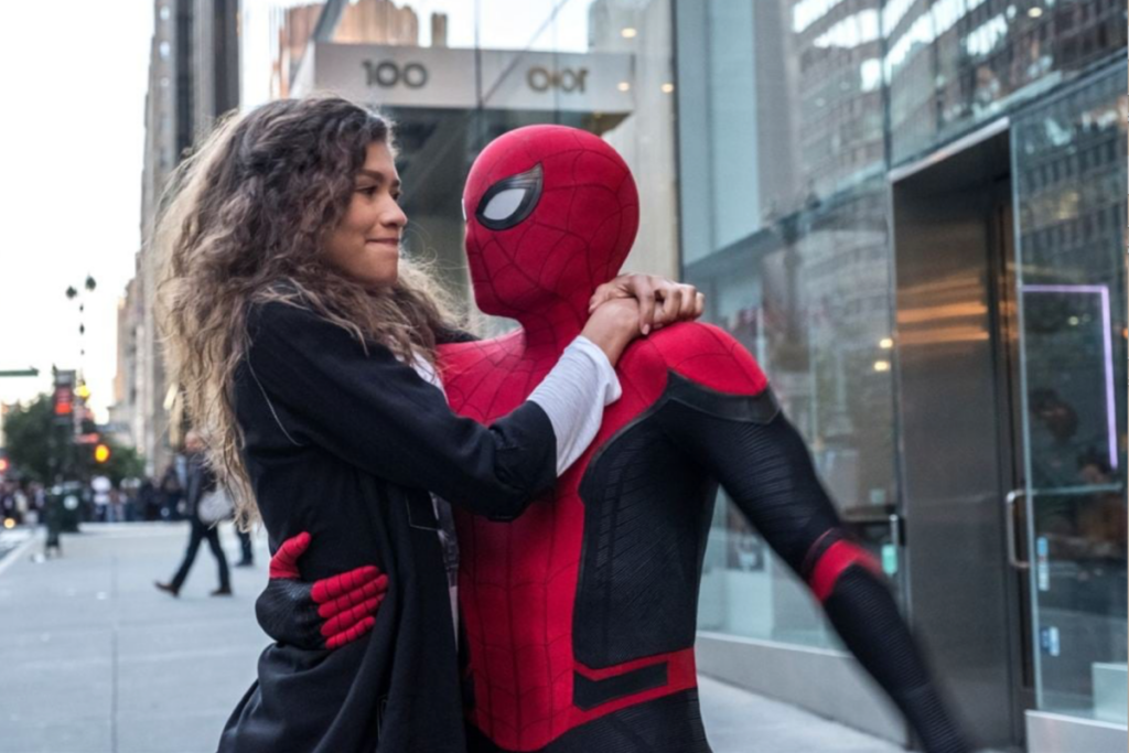 Em“Homem-Aranha: Longe de Casa”, Peter Parker tenta equilibrar momentos de diversão e novos desafios durante sua viagem pela Europa (Imagem: Reprodução digital | Sony Pictures)