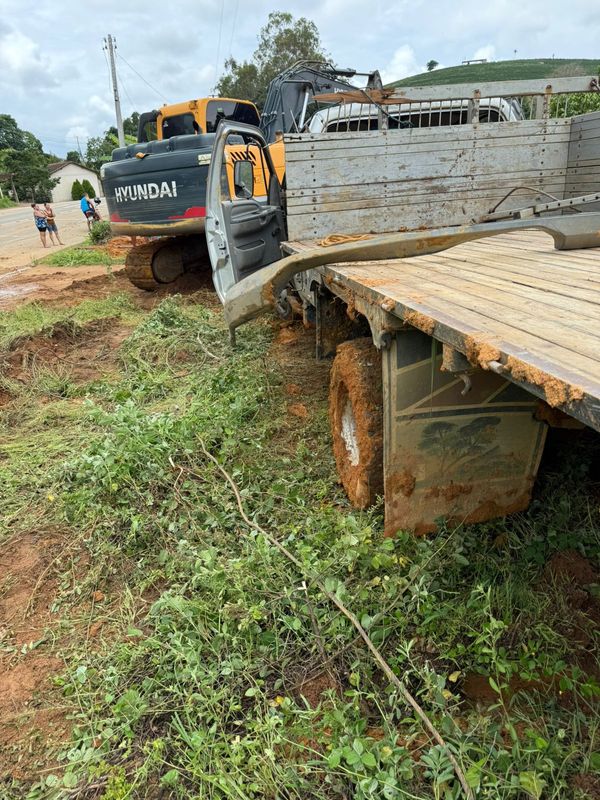 Caminhão roubado é achado por Leitor A Gazeta 