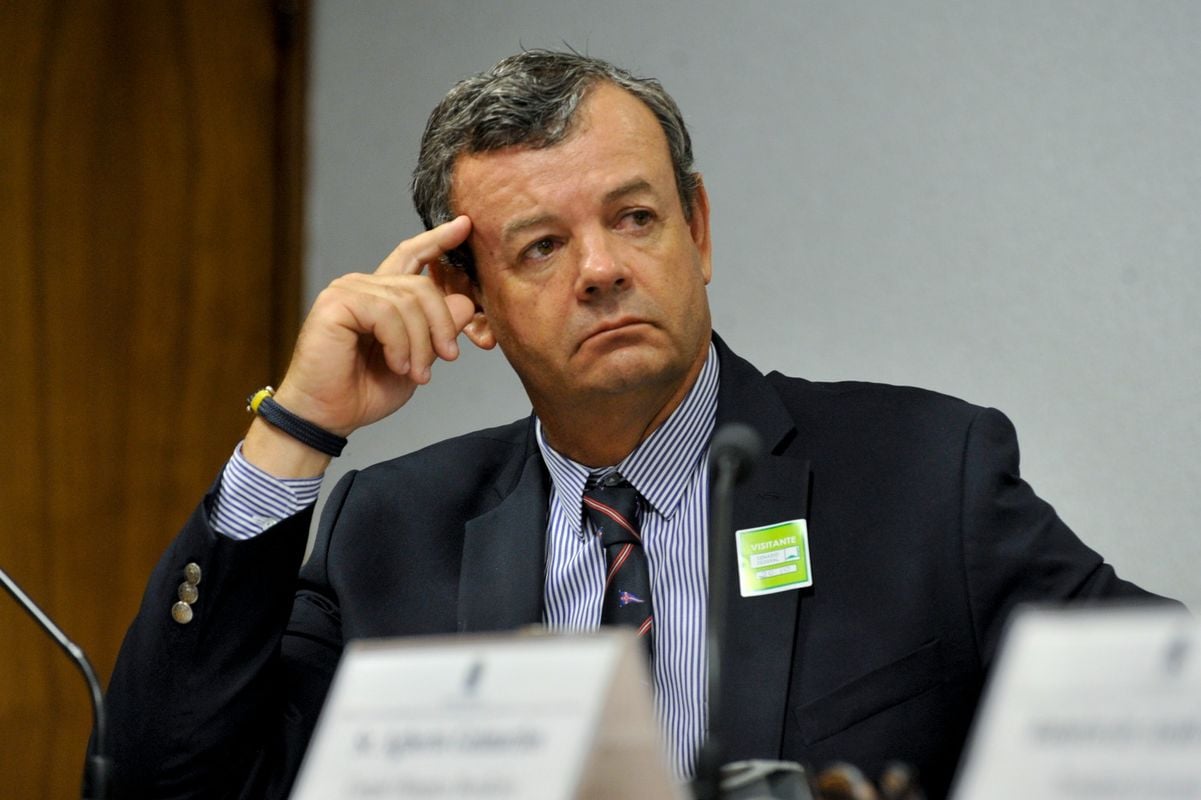 Lars Grael estará em Vitória nesta quarta-feira (03).