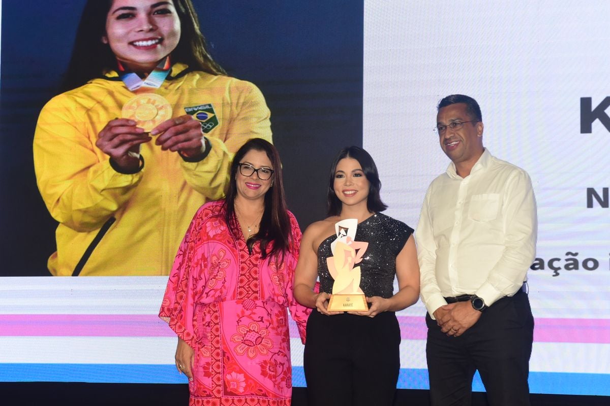 Premiação dos Melhores de 2024 do esporte capixaba, no salão de eventos do Clube Alvares Cabral, Vitória. por Carlos Alberto Silva