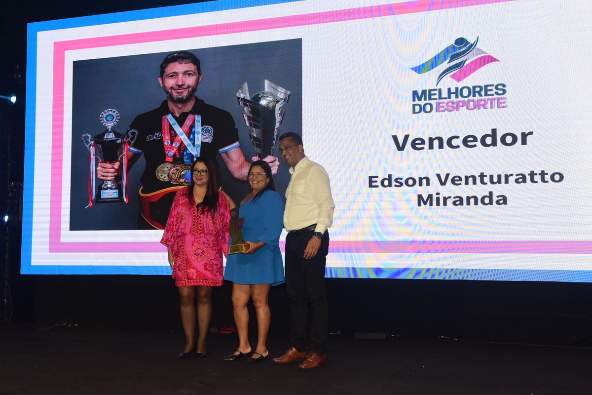 Premiação dos Melhores de 2024 do esporte capixaba, no salão de eventos do Clube Alvares Cabral, Vitória. por Carlos Alberto Silva