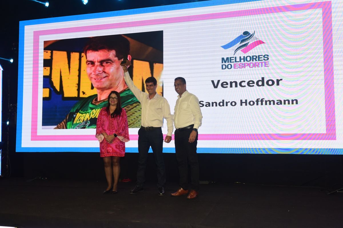 Premiação dos Melhores de 2024 do esporte capixaba, no salão de eventos do Clube Alvares Cabral, Vitória. por Carlos Alberto Silva