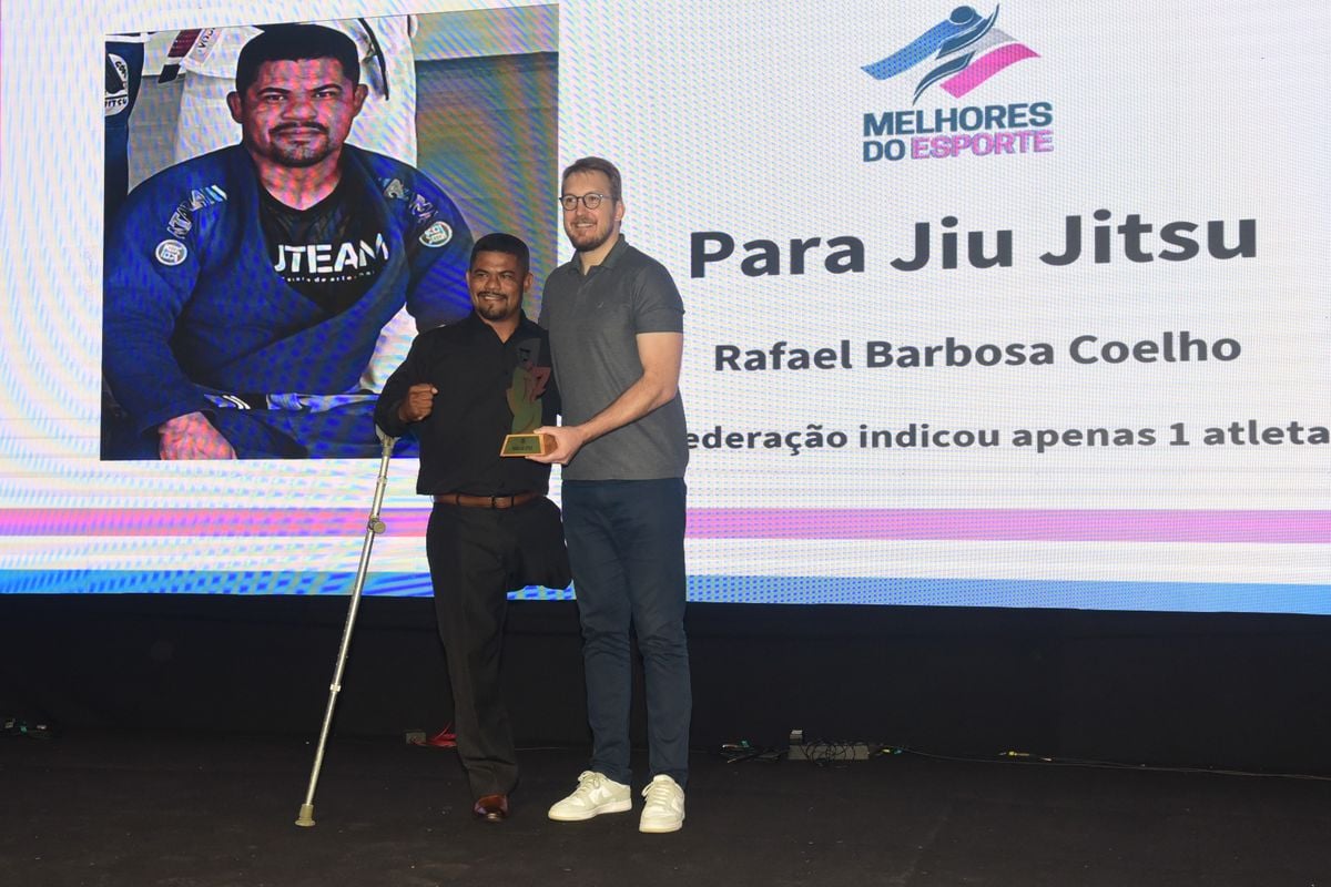 Premiação dos Melhores de 2024 do esporte capixaba, no salão de eventos do Clube Alvares Cabral, Vitória. por Carlos Alberto Silva