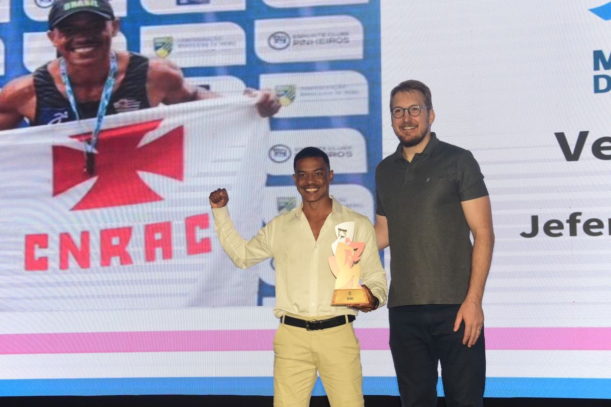 Premiação dos Melhores de 2024 do esporte capixaba, no salão de eventos do Clube Alvares Cabral, Vitória. por Carlos Alberto Silva