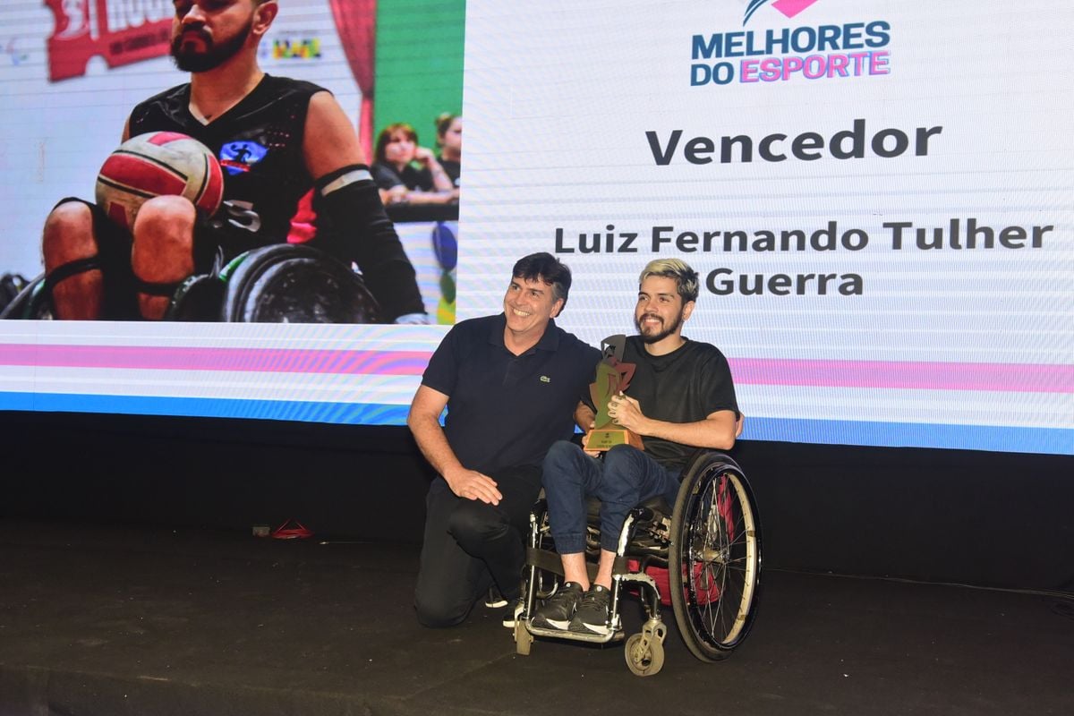 Premiação dos Melhores de 2024 do esporte capixaba, no salão de eventos do Clube Alvares Cabral, Vitória. por Carlos Alberto Silva
