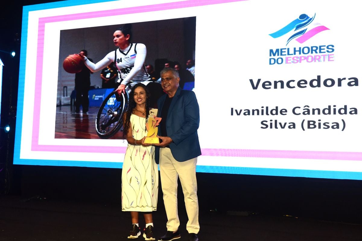 Premiação dos Melhores de 2024 do esporte capixaba, no salão de eventos do Clube Alvares Cabral, Vitória. por Carlos Alberto Silva