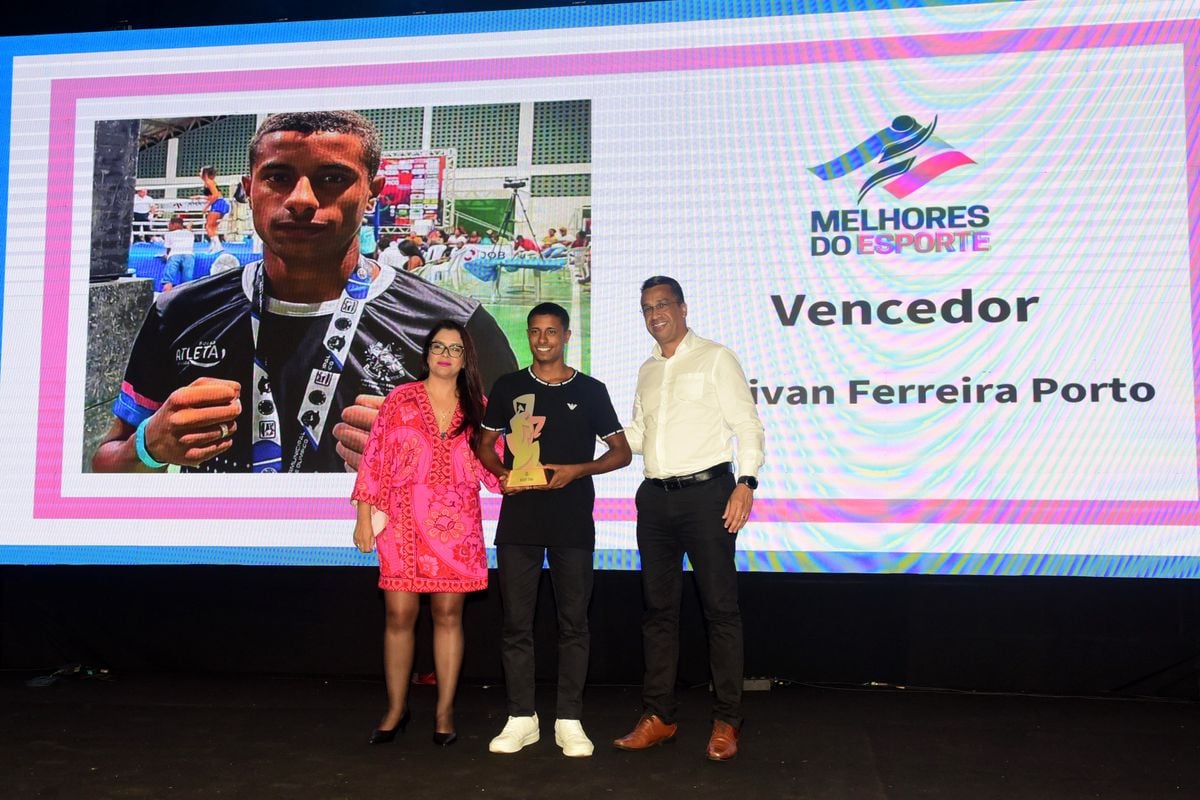 Premiação dos Melhores de 2024 do esporte capixaba, no salão de eventos do Clube Alvares Cabral, Vitória. por Carlos Alberto Silva