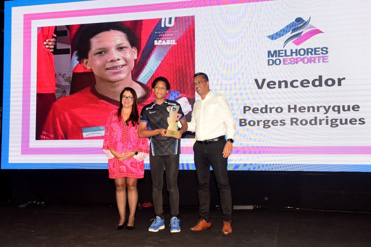 Premiação dos Melhores de 2024 do esporte capixaba, no salão de eventos do Clube Alvares Cabral, Vitória. por Carlos Alberto Silva