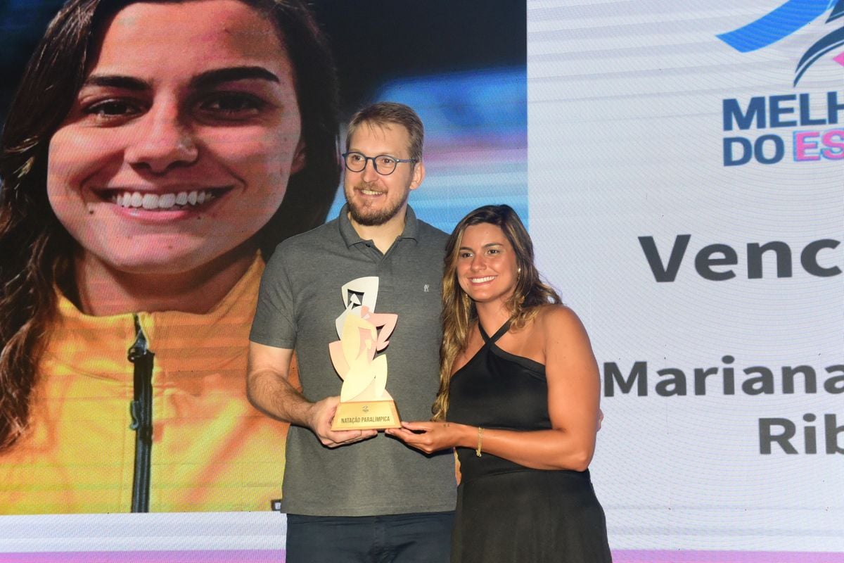 Premiação dos Melhores de 2024 do esporte capixaba, no salão de eventos do Clube Alvares Cabral, Vitória. por Carlos Alberto Silva