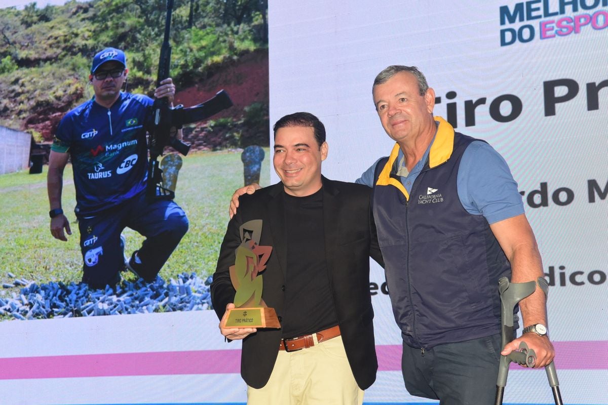 Premiação dos Melhores de 2024 do esporte capixaba, no salão de eventos do Clube Alvares Cabral, Vitória. por Carlos Alberto Silva