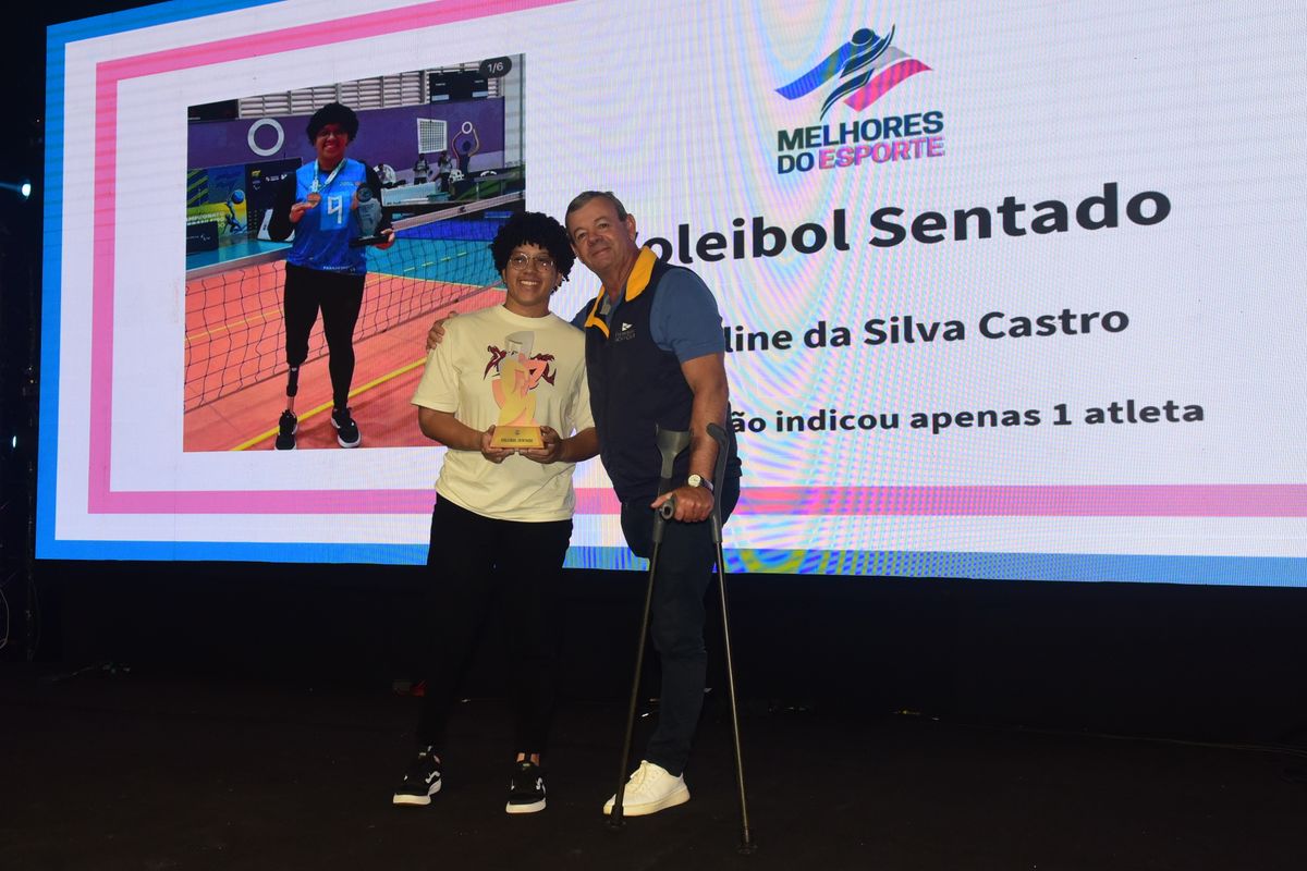 Premiação dos Melhores de 2024 do esporte capixaba, no salão de eventos do Clube Alvares Cabral, Vitória. por Carlos Alberto Silva