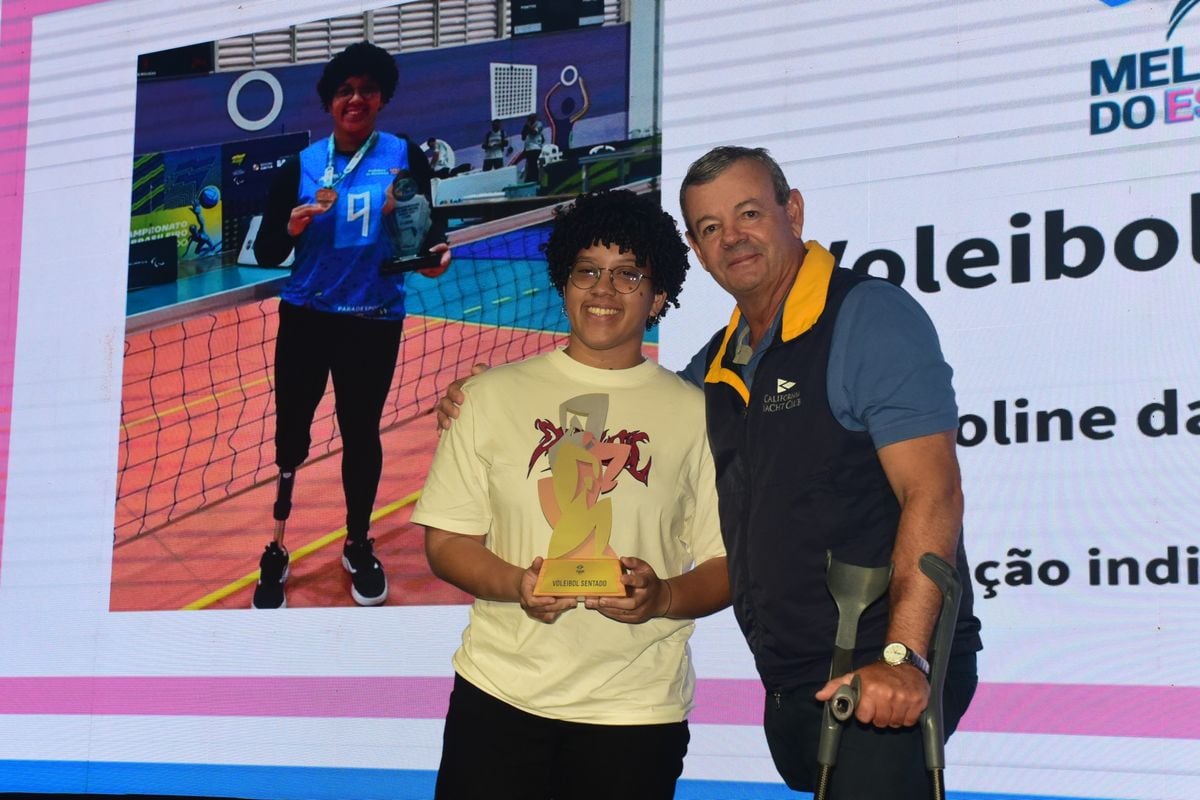 Premiação dos Melhores de 2024 do esporte capixaba, no salão de eventos do Clube Alvares Cabral, Vitória. por Carlos Alberto Silva