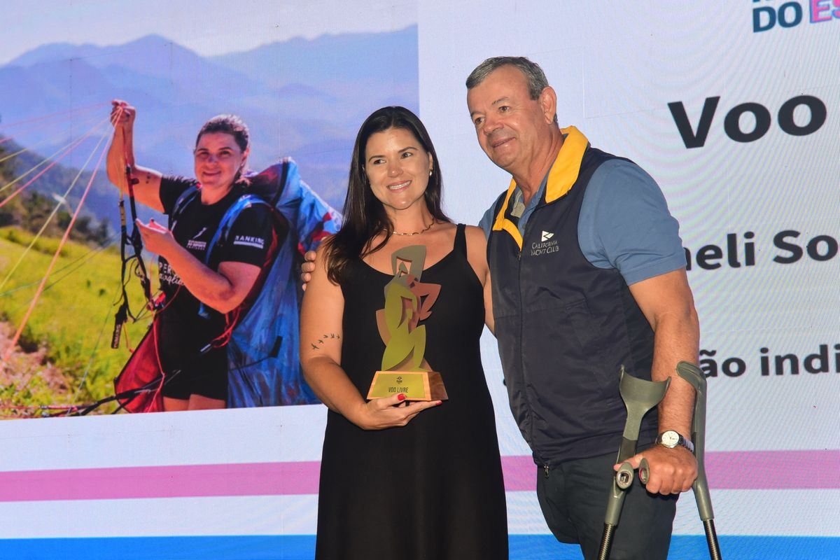 Premiação dos Melhores de 2024 do esporte capixaba, no salão de eventos do Clube Alvares Cabral, Vitória. por Carlos Alberto Silva