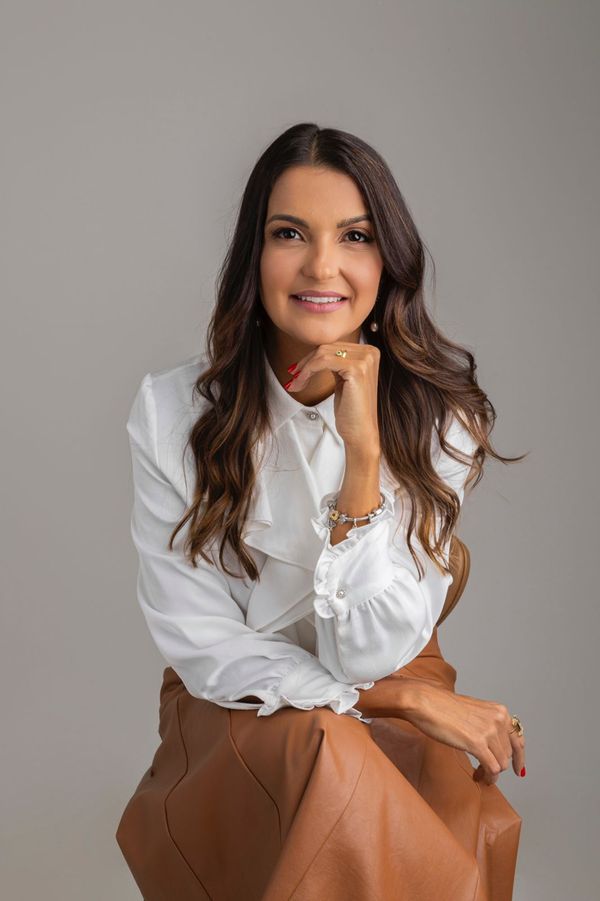 Médica Layza Merizio Borges,Doutora em Reprodução Humana