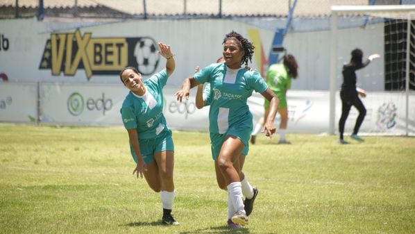 Semifinais disputadas na manhã de sábado (7) definiram quem vai erguer o troféu e garantir a premiação de R$ 16 mil no próximo fim de semana