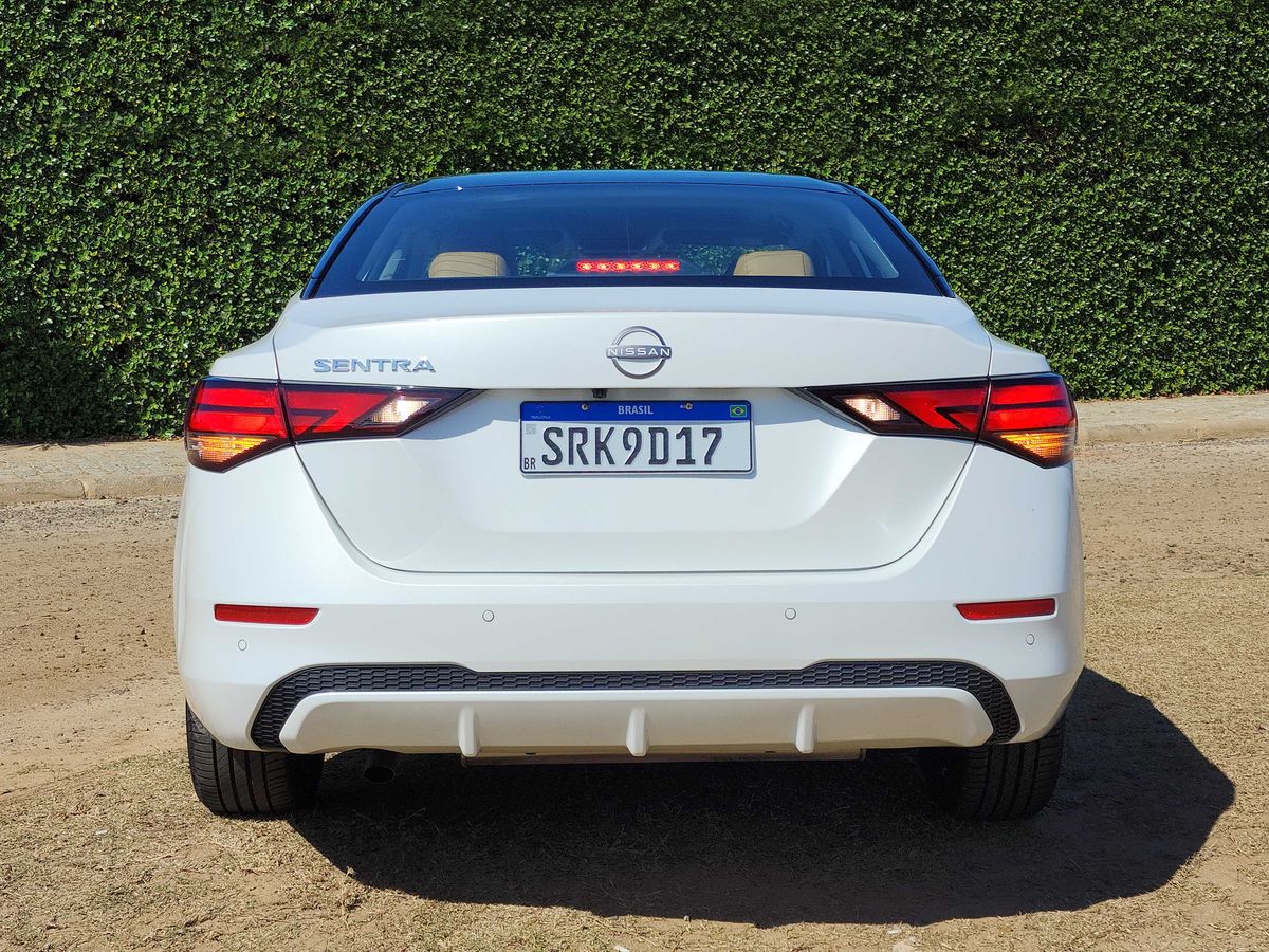 Nissan Sentra Exclusive