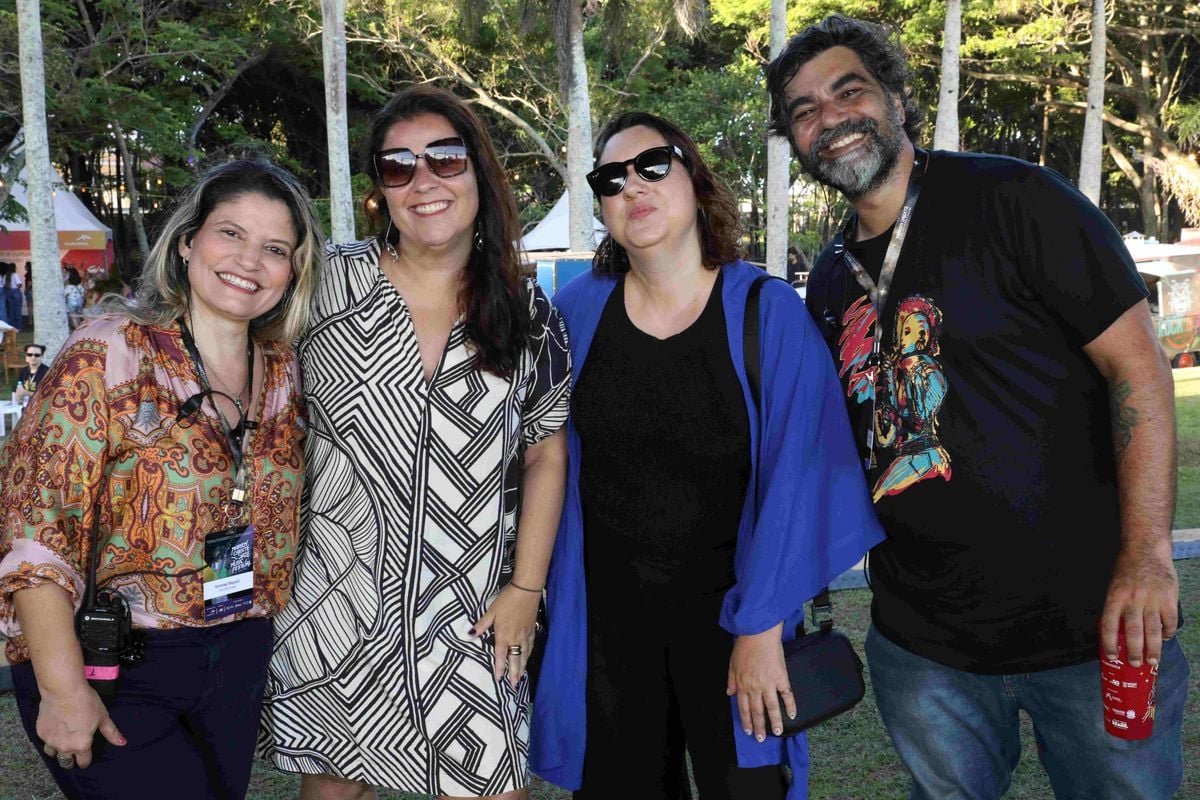 Simone Marçal, Laura Bahia, Renata Gomes e Daniel Morelo