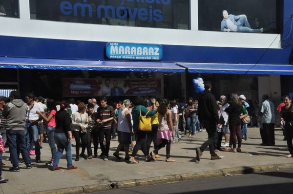 Inaufuração de uma das Lojas Marabraz, em São Paulo