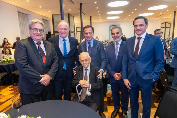 Luiz Paulo Vellozo Lucas, Renato Casagrande, João Doria, Arthur Gerhardt, Sidemar Acosta e Thiago santos