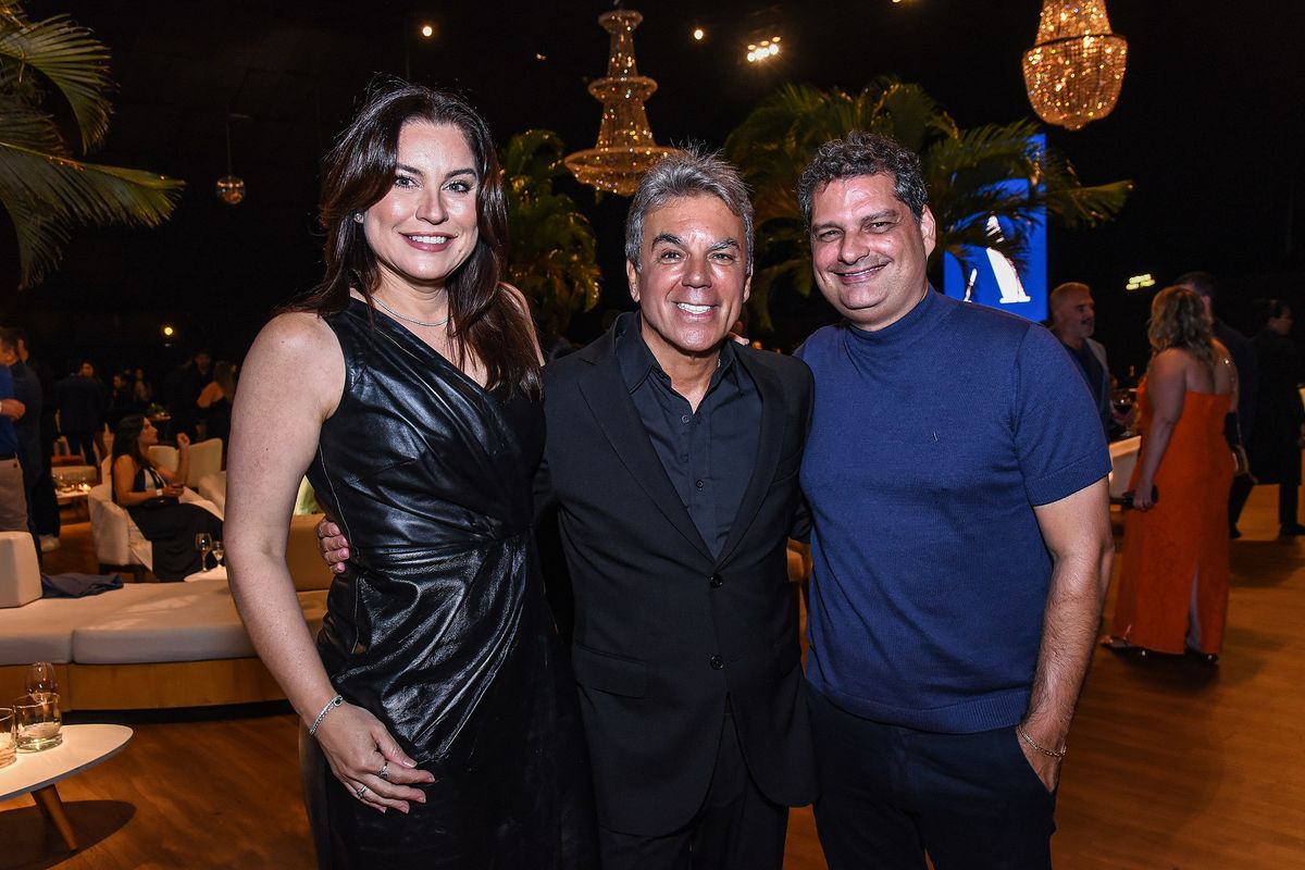 Débora Veronez, Ivan Aguilar e Patrick Ribeiro