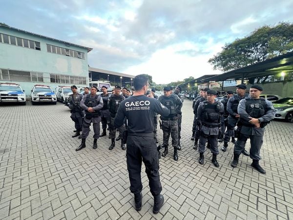 Operação mira líder do PCC em bairro de Vitória e outras 12 pessoas por Divulgação | MPES