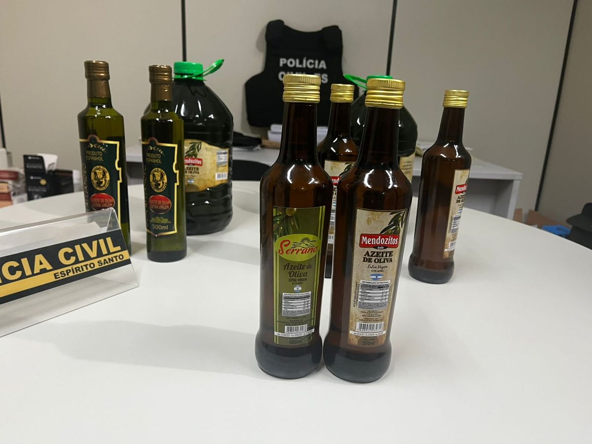 Produto adulterado: marcas apreendidas no ES envazavam óleo e vendiam como azeite