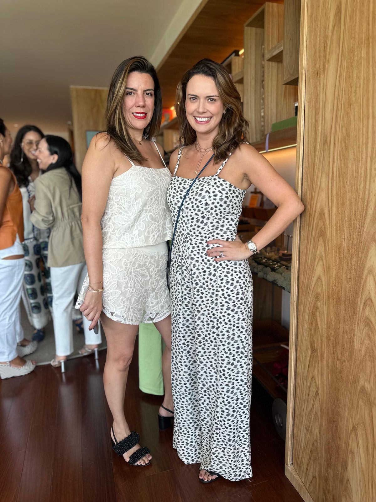 Roberta Matos e Carolina Janovsky