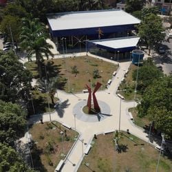 Presidente Kennedy, cidade do Sul capixaba, que recebe centenas de milhões de reais em royalties, investiu, em 2024, 17 vezes a mais que a média dos municípios capixabas