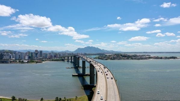 Para ampliar o acesso da população a dados sobre a qualidade do ar, o Iema realiza o monitoramento com 10 estações estrategicamente espalhadas por Vitória, Serra, Vila Velha e Cariacica