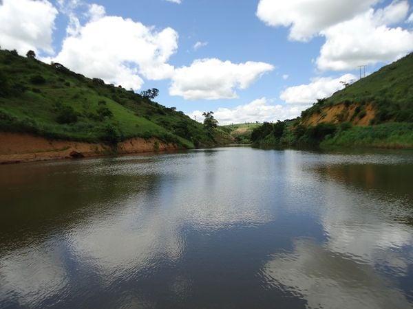 Barragem Santa Julia, em São Roque do Canaã