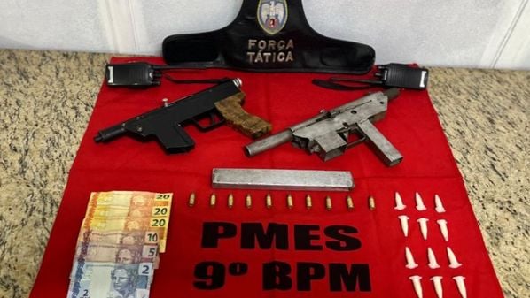 Ação foi realizada pela Polícia Militar na última quarta-feira (18) após denúncias de porte de armas de fogo e tráfico de drogas no bairro Zumbi