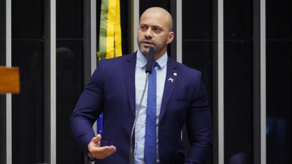 Ex-deputado não pode usar redes sociais e ter contato com Bolsonaro; veja restrições