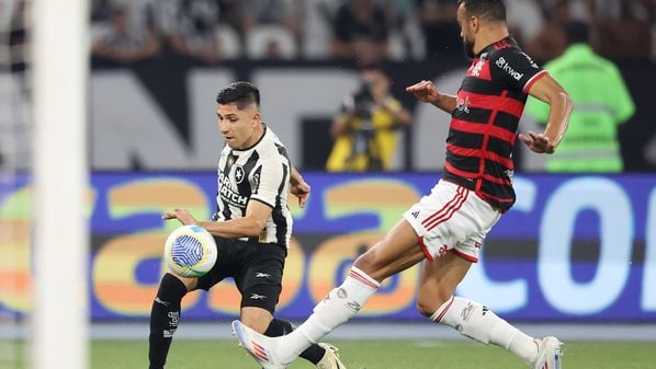 O torneio, que abre oficialmente o calendário do futebol nacional masculino, coloca frente a frente os campeões do Campeonato Brasileirão e da Copa do Brasil