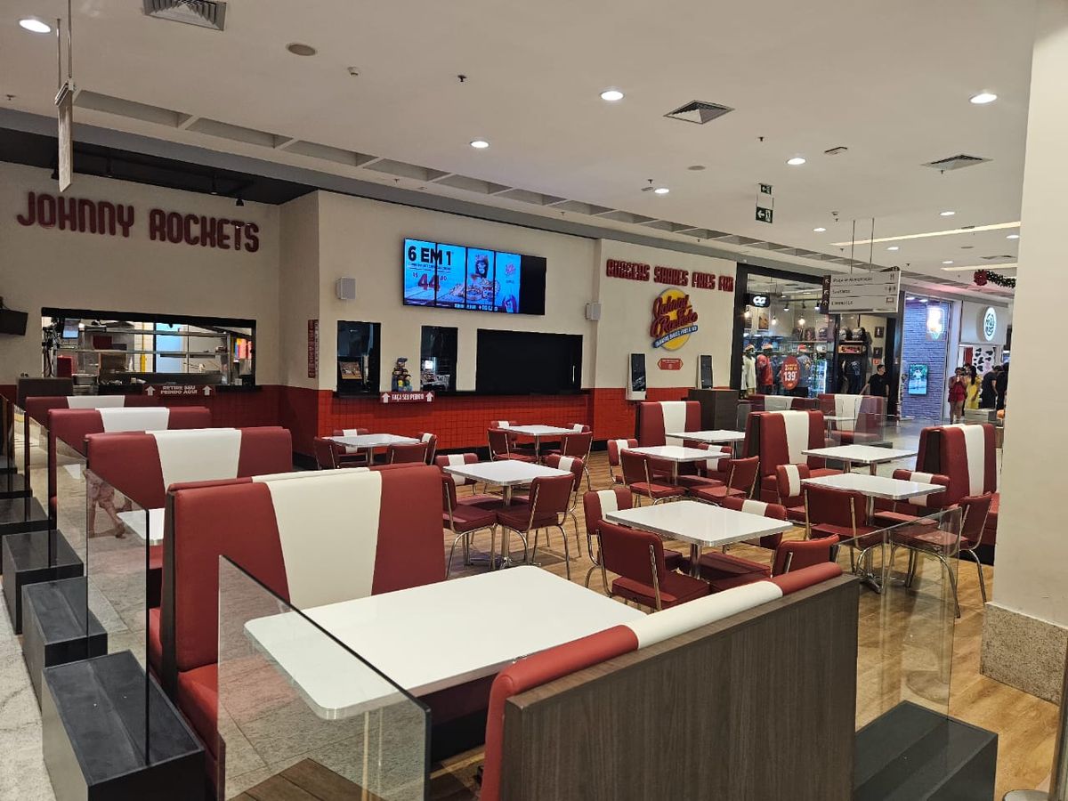 Unidade da rede Johnny Rockets no Shopping Moxuara, em Cariacica