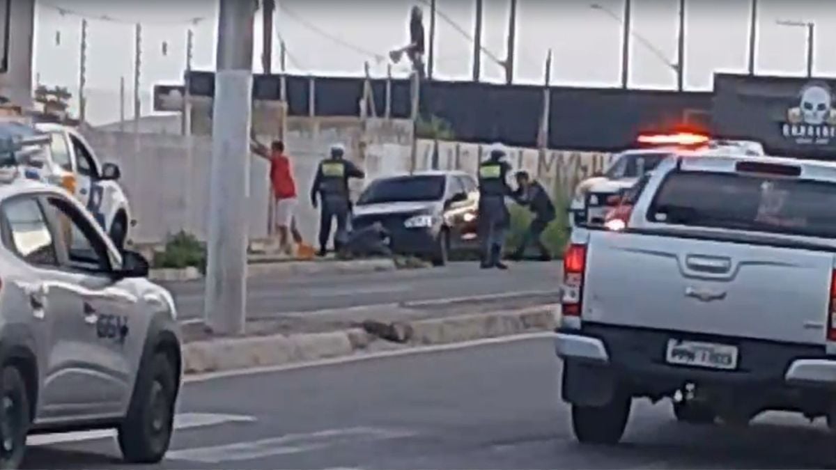 Policiais abordaram suspeito que furou blitz em Vila Velha