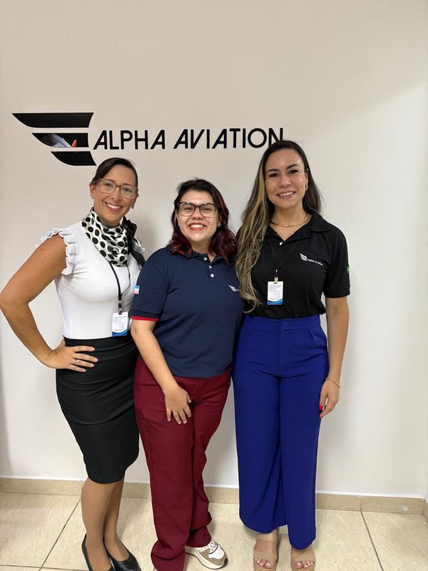 Todos os instrutores são profissionais da aviação atuantes e já contam com experiência em instrução, contratação e na seleção de profissionais