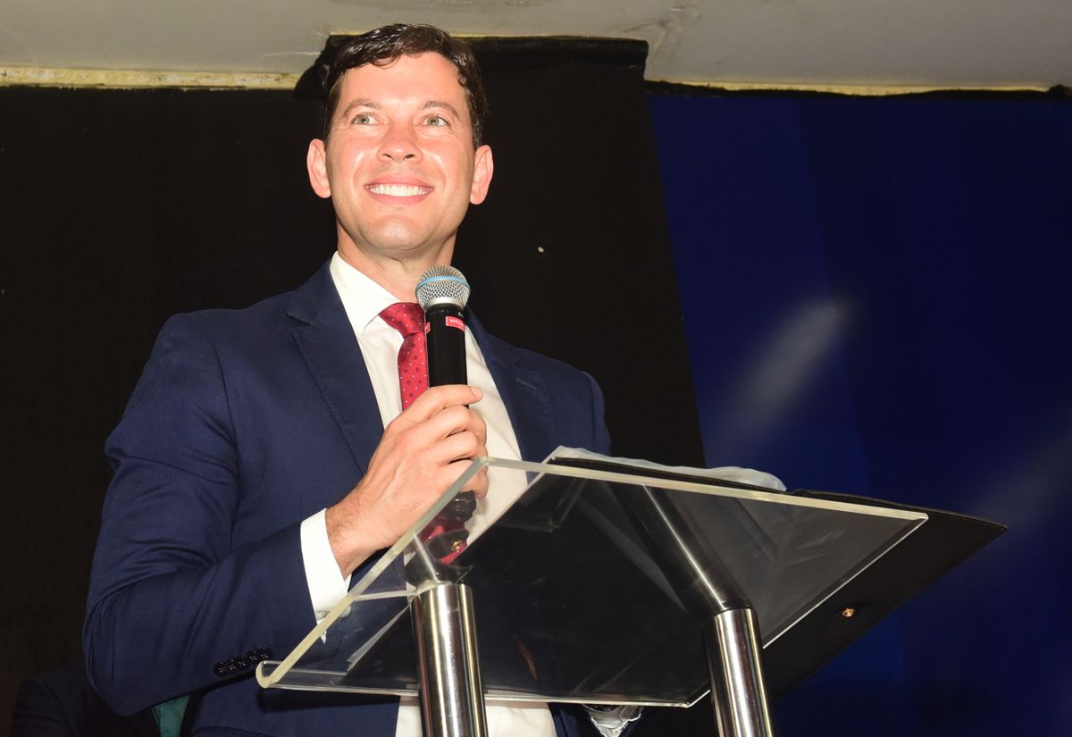 Arnaldinho Borgo toma posse no segundo mandato como prefeito de Vila Velha   por Carlos Alberto Silva